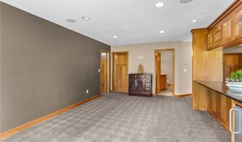 2334 Veterans Memorial Blvd NW, Andover, MN 55304