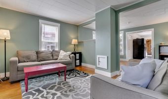 12 Maple St, Bath, ME 04530
