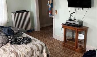 58 Connection St, Newport, RI 02840