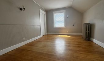 215 French St, Bangor, ME 04401