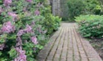 130 S Pine St, Arcola, IL 61910