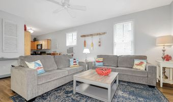 454 Post Rd, Wells, ME 04090