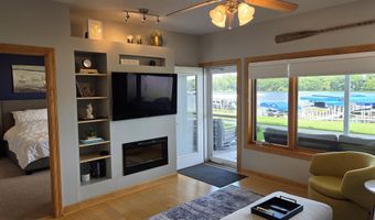 14 Iowa St A3, Arnolds Park, IA 51331