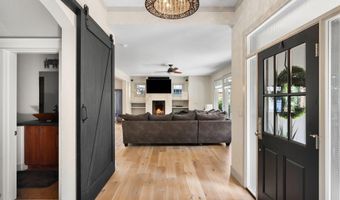 19062 Mt McLoughlin Ln, Bend, OR 97703