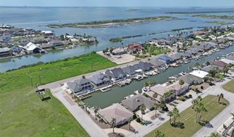 637 Pompano Dr, Aransas Pass, TX 78336