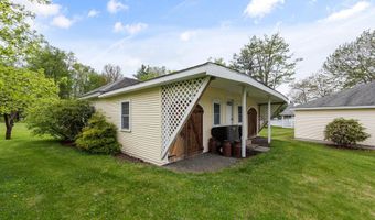 1 Mayhew Tpke, Bridgewater, NH 03222