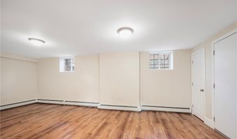 88 Wentworth Ave, Cranston, RI 02905