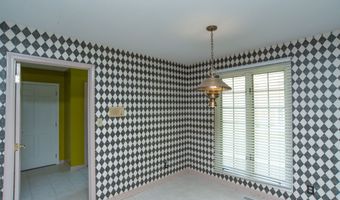 8841 Rocky Ridge Rd, Indianapolis, IN 46217