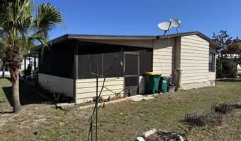915 Hemlock St, Barefoot Bay, FL 32976
