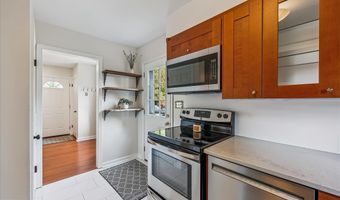 21101 CLARKSBURG Rd, Boyds, MD 20841