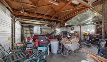 8275 MERTZTOWN Rd, Alburtis, PA 18011