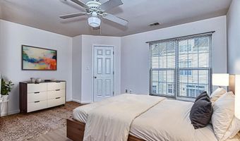 5832 COWLING Ct, Alexandria, VA 22304