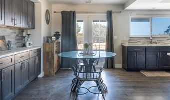10691 Joshua Rd, Apple Valley, CA 92308
