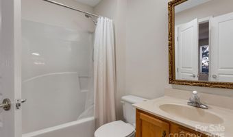 4603 Breakers Ln, Asheville, NC 28806