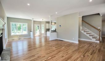 6 Eagle Perch Dr 14, Boscawen, NH 03303