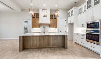 113 Pioneer Trl, Adkins, TX 78101