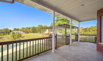 6040 Eden Dr, Aurora, IN 47001