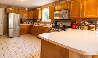 125 Main St, Lincoln, RI 02802