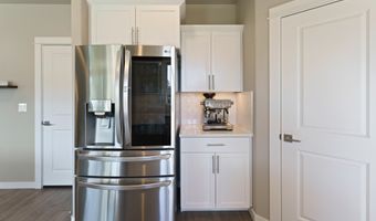 61364 SE Matthew St, Bend, OR 97702