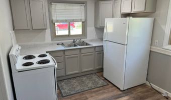 701 Thompson St, Bottineau, ND 58318