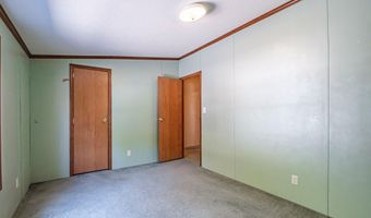 2 Windsor Dr, Alfred, ME 04002