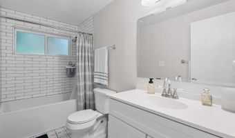903 Redwood Dr, Aptos, CA 95003