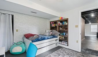 1256 Edgewater Ln, Antioch, IL 60002