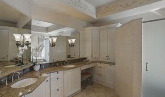 7 Champagne Ter, Bedford, NH 03110
