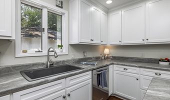 1 Escondite Ln, Hot Springs, AR 71909