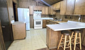 614 6th St NE, Arab, AL 35016