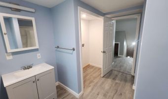 14 Highland Ave, Augusta, ME 04330
