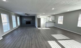 1000 CHEROKEE Trl, Anniston, AL 36206