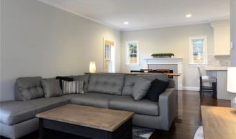 13 Arnold Ave 1, Jamestown, RI 02835