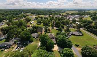301 Hall St, Alton, MO 65606