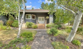 520 NW Divot Dr, Bend, OR 97703