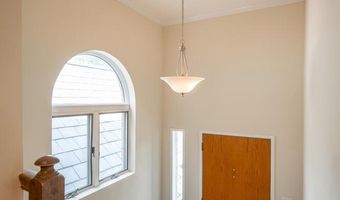 3814 N RICHMOND St, Arlington, VA 22207