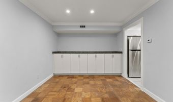 7541 SPRING LAKE Dr B-1, Bethesda, MD 20817