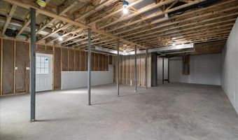 14 Payton Ln, Barre, VT 05641