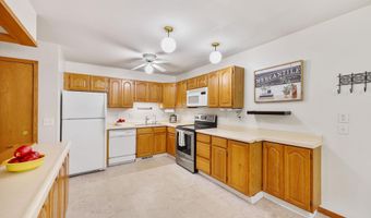5406 Big Bow Rd, Fitchburg, WI 53711