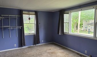 714 Mulberry St, Adrian, MI 49221