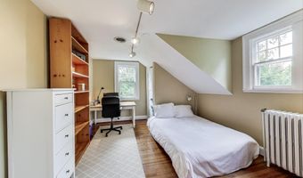 5809 GROSVENOR Ln, Bethesda, MD 20814