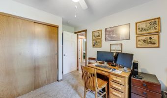 11462 Four Seasons Dr, Batesville, IN 47006