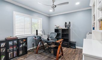 19900 Hiawatha, Los Angeles, CA 91311