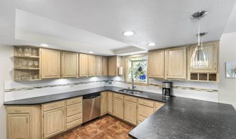 108 Gardner Pl, Cascade, ID 83611
