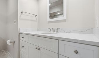 483 Concord Downs Ln, Aurora, OH 44202