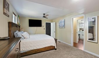 1293 Starveout Creek Rd, Azalea, OR 97410
