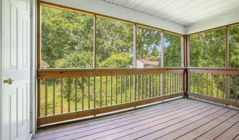1446 Millbrook Trl, Ann Arbor, MI 48108