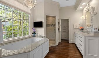 6 Twin Oaks Ct, Spartanburg, SC 29306