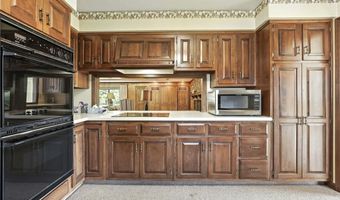 1070 W 100 N, Angola, IN 46703