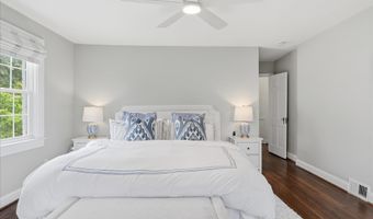 2316 N STAFFORD St, Arlington, VA 22207